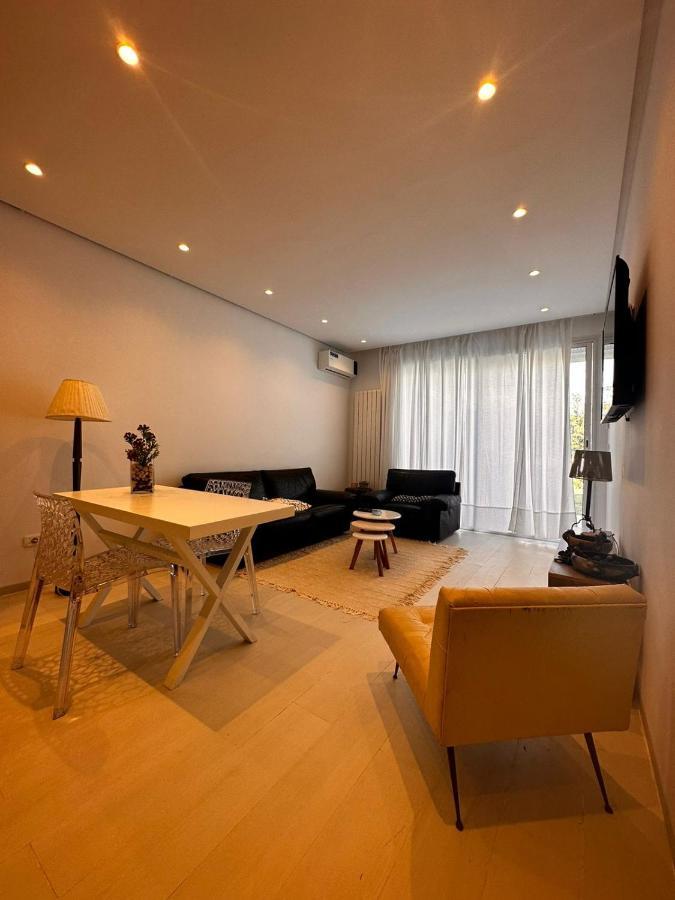 App Avec Jardin Dans Un Hotel Gammarth Exterior photo
