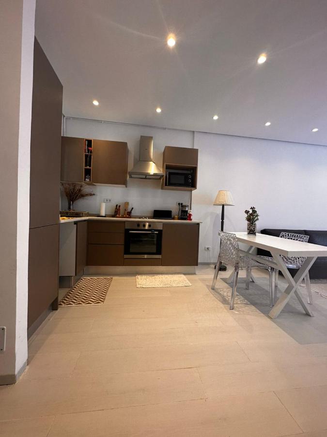App Avec Jardin Dans Un Hotel Gammarth Exterior photo
